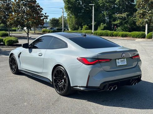 Used 2023 BMW M4 Competition RWD image 3
