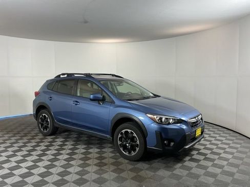 Used 2021 Subaru Crosstrek 2.0i Premium AWD/4WD image 3