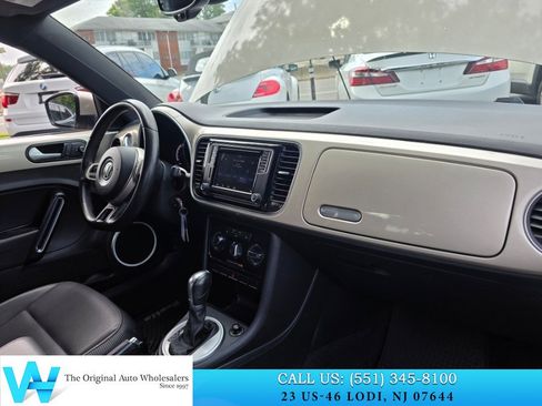 Used 2016 Volkswagen Beetle 1.8T SE FWD image 15