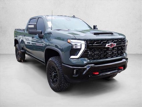 Used 2026 Chevrolet Silverado 2500 ZR2 w/ LPO, Dark Essentials Package AWD/4WD image 6