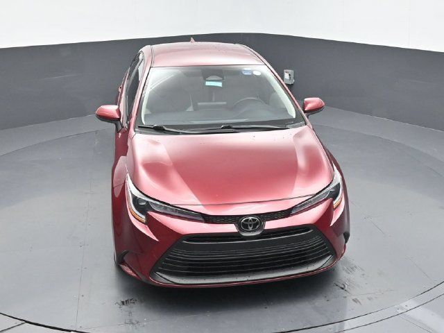 Used 2025 Toyota Corolla LE FWD image 35