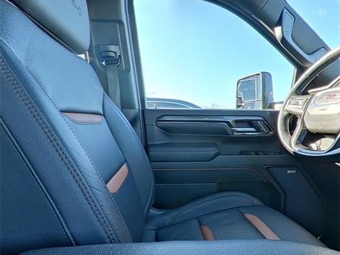 Used 2024 GMC Sierra 2500 AT4 w/ AT4 Premium Plus Package image 27