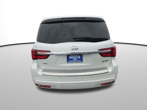 Used 2021 INFINITI QX80 Sensory w/ Cargo Package image 6