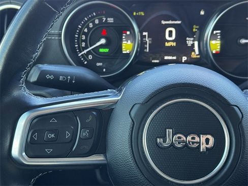 Used 2021 Jeep Wrangler Unlimited Sahara image 25