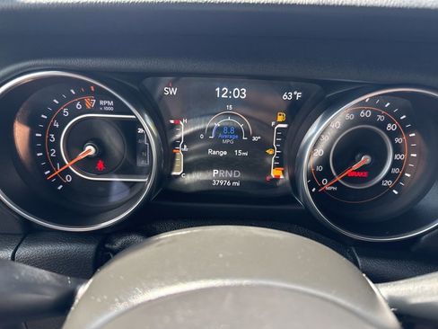 Used 2021 Jeep Wrangler Unlimited Sahara image 17