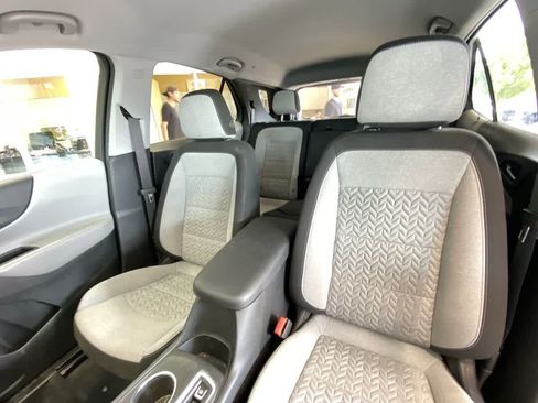 Used 2022 Chevrolet Equinox LS w/ LS Convenience Package AWD/4WD image 14