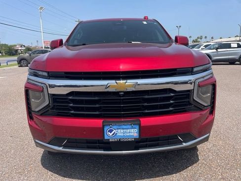 Used 2025 Chevrolet Tahoe LS RWD image 2