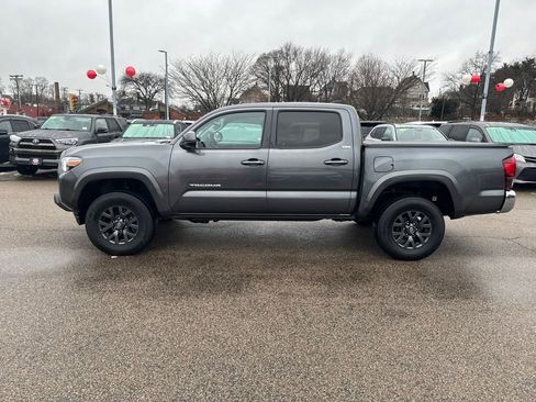Used 2023 Toyota Tacoma SR5 image 4
