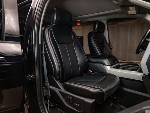 Used 2020 Ford F250 Lariat image 27