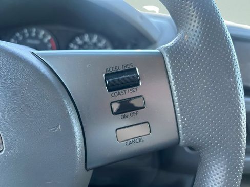 Used 2007 Nissan Frontier SE w/ Power Pkg AWD/4WD image 24