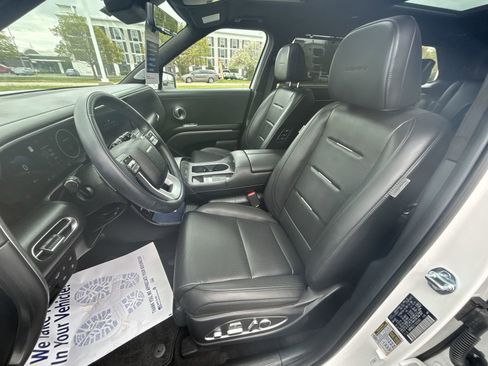Used 2026 Hyundai Palisade Calligraphy AWD/4WD image 13