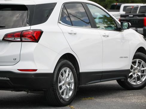 Used 2022 Chevrolet Equinox LT FWD image 23