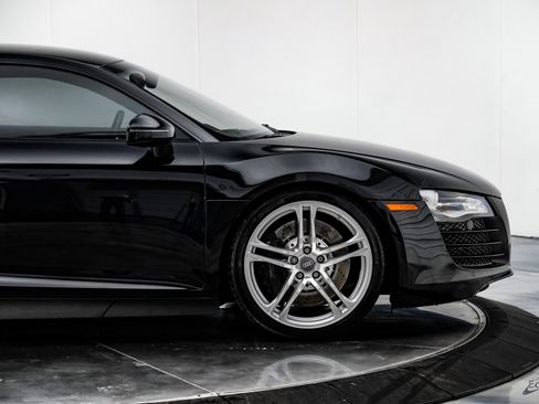 Used 2008 Audi R8 V8 image 18