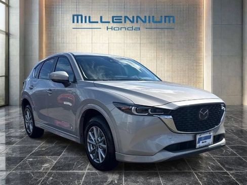 Used 2024 MAZDA CX-5 AWD 2.5 S w/ Preferred Package image 7
