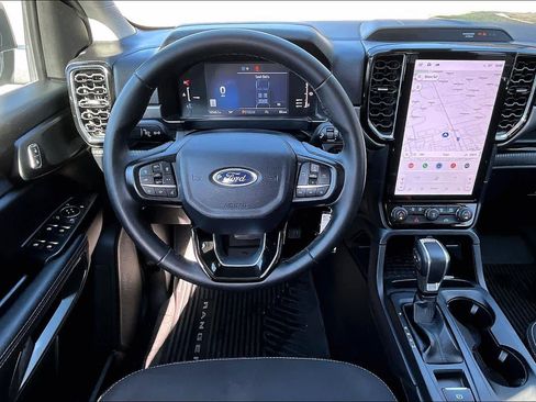 Used 2024 Ford Ranger XLT image 6