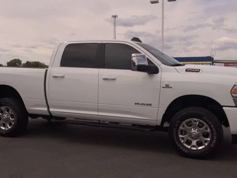Used 2024 RAM 2500 Laramie w/ Safety Group AWD/4WD image 3