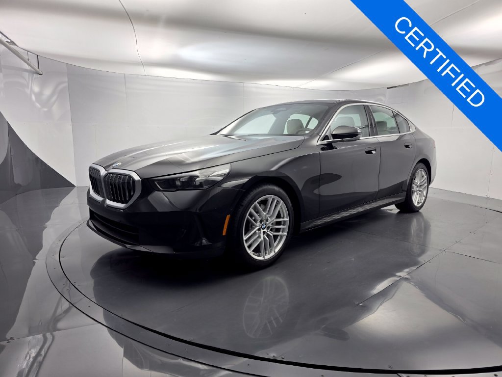 Certified 2024 BMW 530i w/ Convenience Package RWD image 8