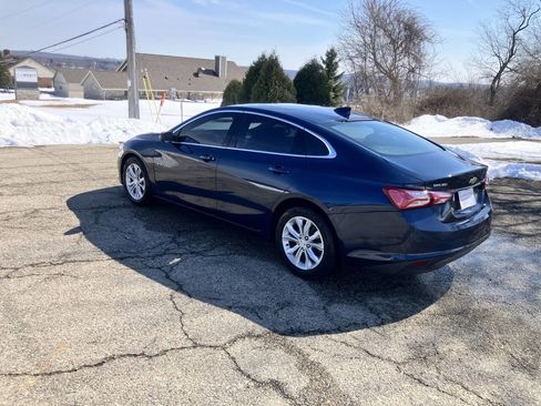 Used 2020 Chevrolet Malibu LT image 3