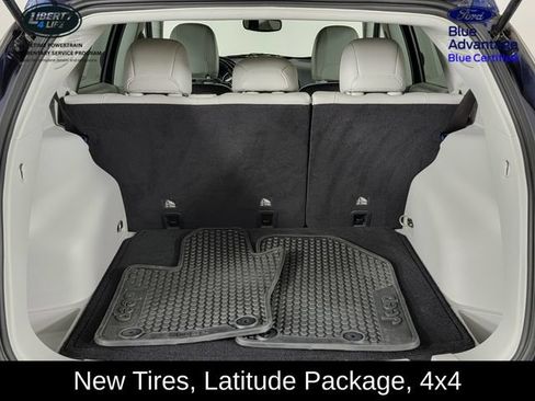 Used 2020 Jeep Compass Latitude w/ Cold Weather Group AWD/4WD image 15