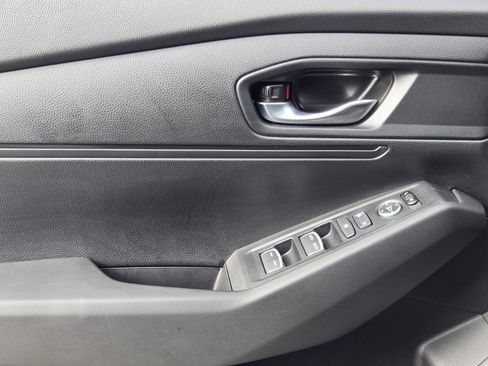 Used 2025 Honda Accord LX image 19