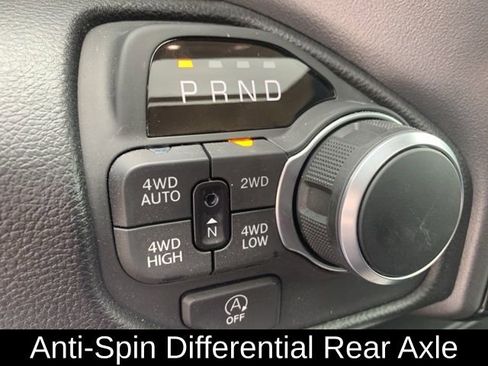 New 2025 RAM 1500 Big Horn image 34