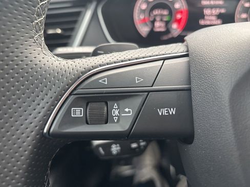 Used 2024 Audi SQ5 Premium Plus image 17