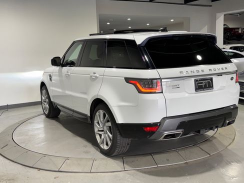 Used 2018 Land Rover Range Rover Sport HSE image 13