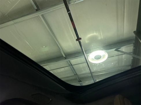 Used 2025 Volvo V60 B5 Cross Country Plus image 25