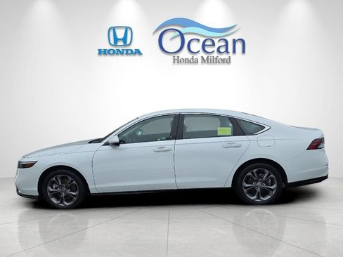 Used 2023 Honda Accord EX-L image 5