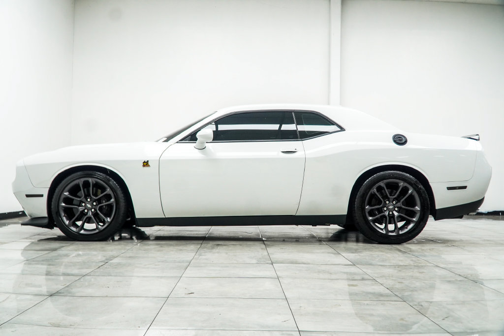 Used 2021 Dodge Challenger R/T Scat Pack RWD image 13