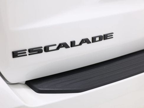 Used 2023 Cadillac Escalade Sport Platinum w/ LPO, ONYX Package RWD image 94
