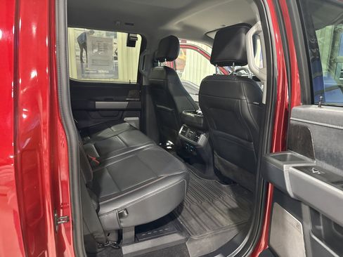 Used 2022 Ford F150 Lariat w/ Equipment Group 502A High image 16