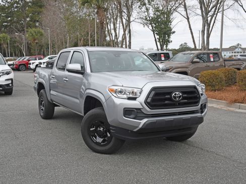 Certified 2023 Toyota Tacoma SR image 6