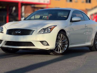 Used 2014 INFINITI Q60 Convertible w/ Premium Package