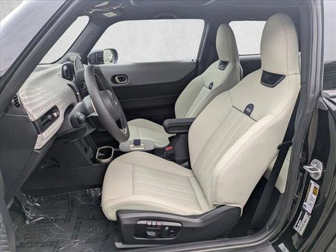 New 2026 MINI Cooper 2-Door Hardtop FWD image 9