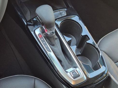 Used 2025 Chevrolet Trax ACTIV w/ Sunroof Package FWD image 14