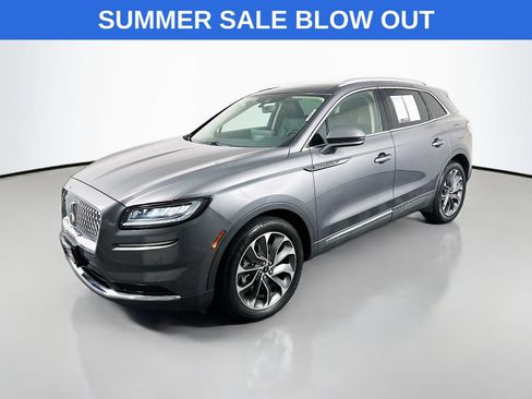 Used 2021 Lincoln Nautilus Reserve w/ Class II Trailer Tow Package AWD/4WD image 3