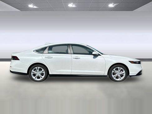 New 2026 Honda Accord LX image 7