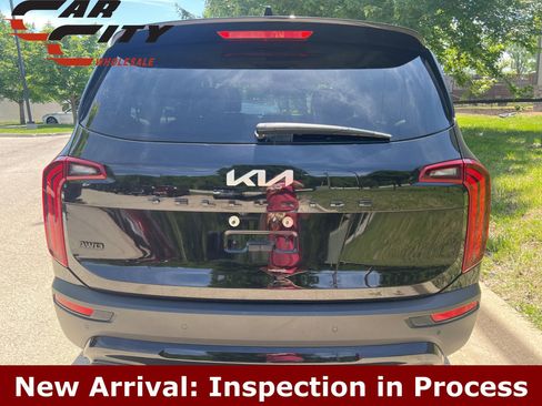 Used 2022 Kia Telluride SX w/ SX Prestige Package AWD/4WD image 5