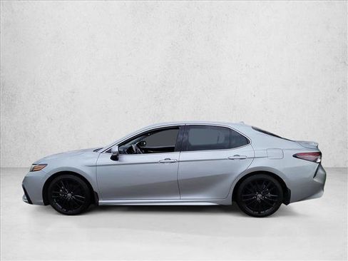 Used 2022 Toyota Camry XSE w/ Cold Weather Package FWD image 8