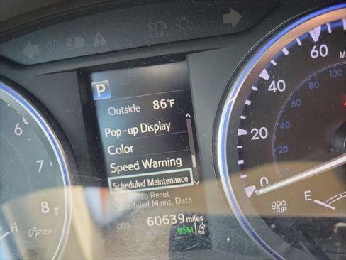 Certified 2017 Toyota Highlander XLE FWD image 23