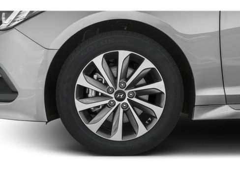 Used 2015 Hyundai Sonata Sport w/ Option Group 04 FWD image 14