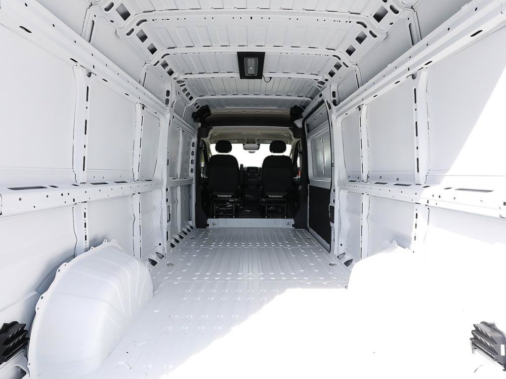 New 2026 RAM ProMaster 2500 w/ Convenience Group FWD image 7