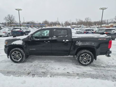 Used 2019 Chevrolet Colorado W/T w/ Custom Special Edition image 10