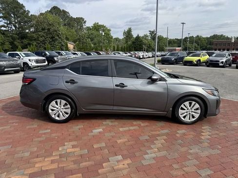 Used 2024 Nissan Sentra S FWD image 37