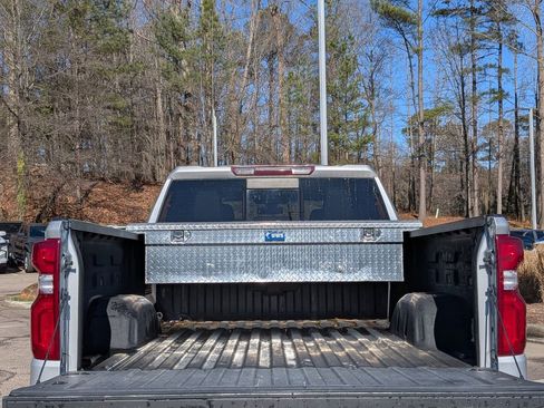 Used 2021 Chevrolet Silverado 1500 LTZ w/ Safety Package II image 27