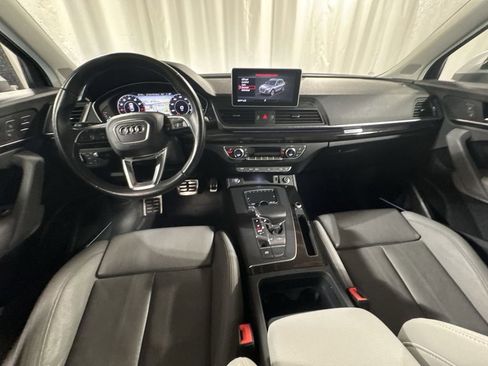 Used 2018 Audi Q5 Prestige w/ Prestige Package image 12
