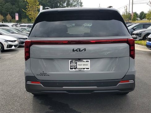 New 2026 Kia Carnival SX w/ SX Dark Edition Package image 5