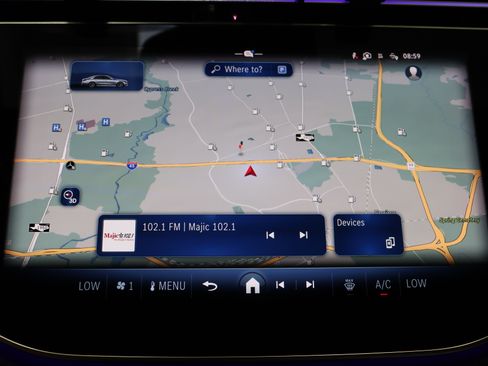 Used 2025 Mercedes-Benz E 350 Sedan image 21
