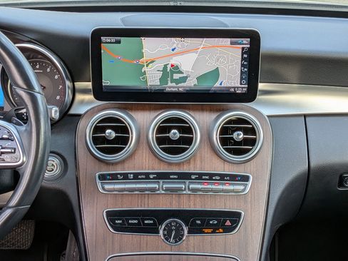 Used 2019 Mercedes-Benz C 300 4MATIC Sedan image 14